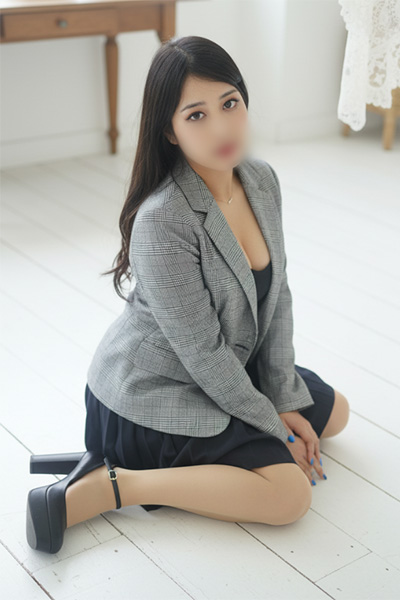 �����